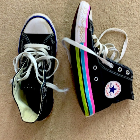 Girls converse high tops - Picture 2 of 9